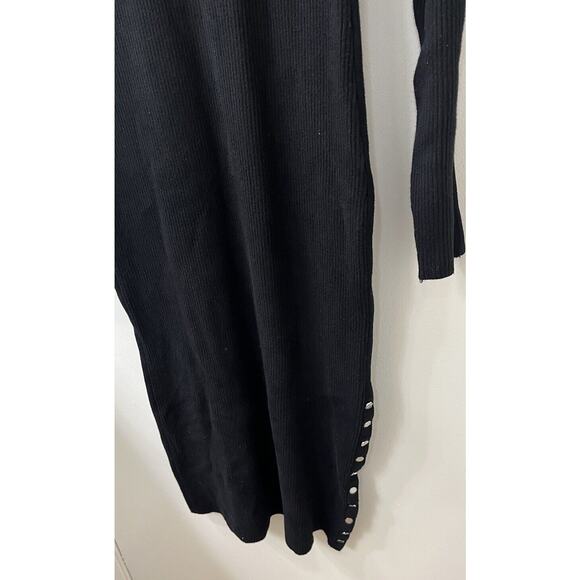 NWT GUESS Bodycon Ribbed Knit Sweater Dress Black Size XL Snaps Slit Long Sleeve - Picture 9 of 9